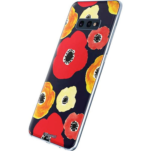 Bouffants and Broken Hearts Anemone Flower Galaxy S10e Skin