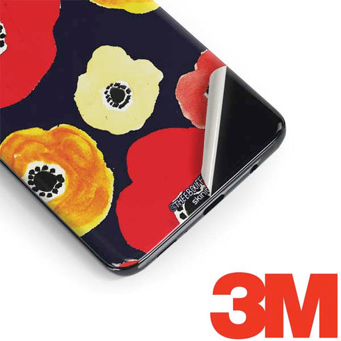 Bouffants and Broken Hearts Anemone Flower Galaxy S9 Plus Skin