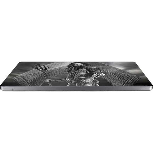 The Justice League (2017) Aquaman Poster Universal Laptop 15in (12.2 x 8.8in) Skin
