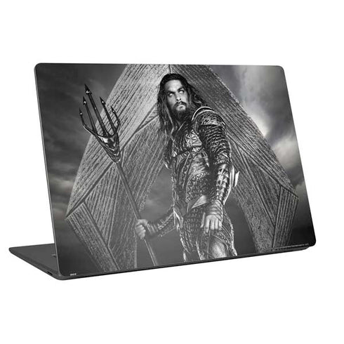 The Justice League (2017) Aquaman Poster Universal Laptop 16.6in (13.4 x 9.7in) Skin