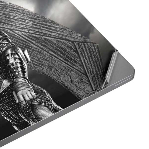The Justice League (2017) Aquaman Poster Universal Laptop 17in (13.8 x 10in) Skin