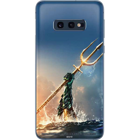 DC Comics Aquaman Movie Poster Trident Galaxy S10e Skin