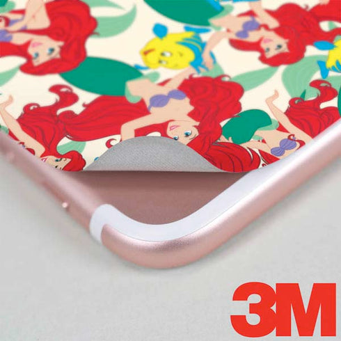 Disney The Little Mermaid Ariel and Flounder Pattern iPhone 7 Skin