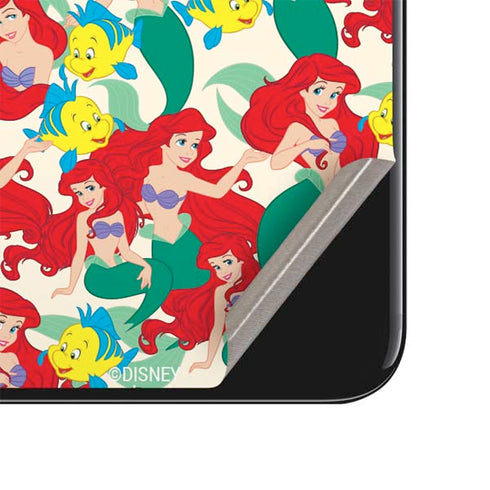 Disney The Little Mermaid Ariel and Flounder Pattern iPhone SE (2nd & 3rd Gen) Skin