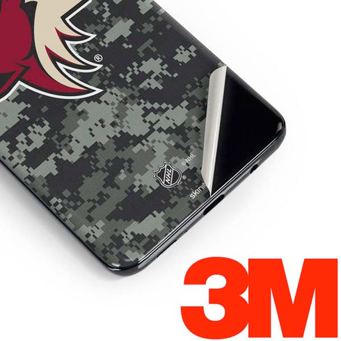 NHL Arizona Coyotes Camo Galaxy S10e Skin
