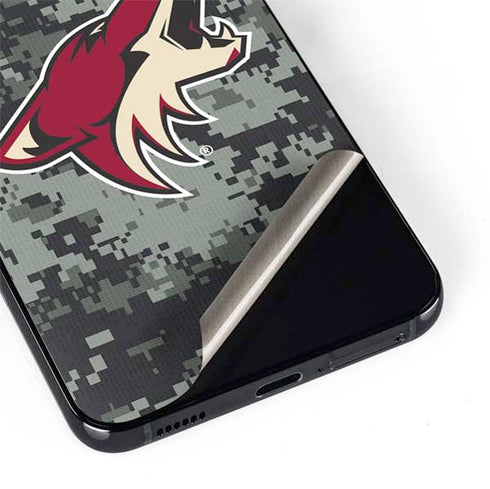 NHL Arizona Coyotes Camo Galaxy S22 Plus Skin