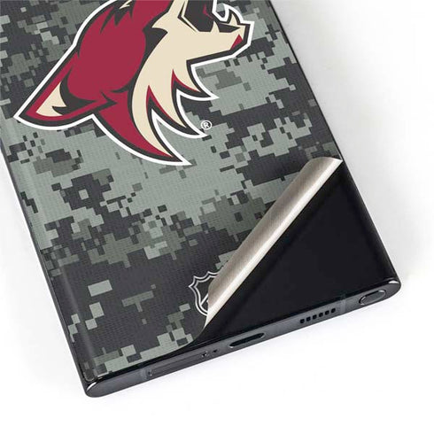 NHL Arizona Coyotes Camo Galaxy S22 Ultra Skin