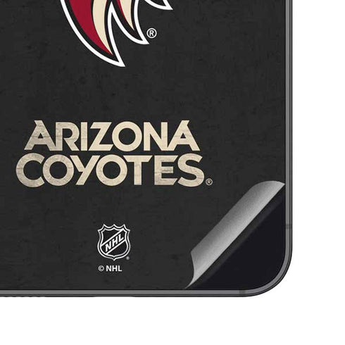 NHL Arizona Coyotes Distressed Galaxy S23 FE Skin