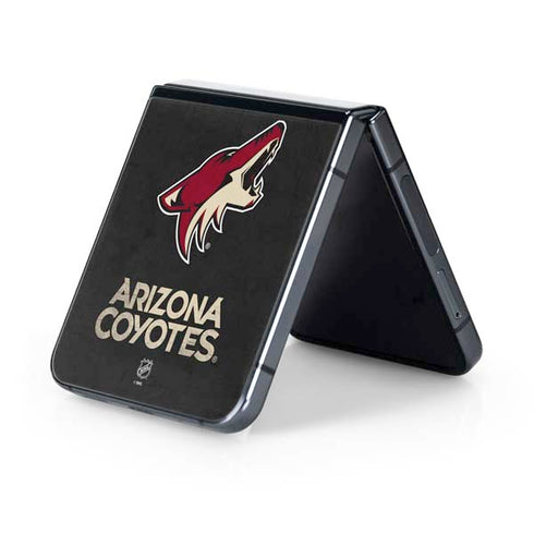 NHL Arizona Coyotes Distressed Galaxy Z Flip5 5G Skin