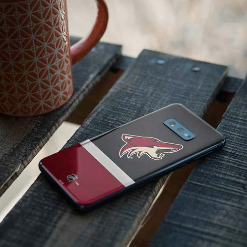 NHL Arizona Coyotes Jersey Galaxy S10e Skin