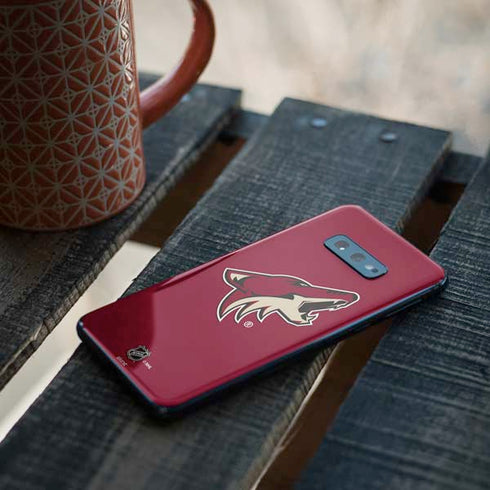 NHL Arizona Coyotes Solid Background Galaxy S10e Skin