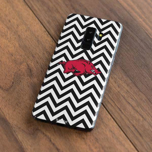 University of Arkansas-Fayetteville Chevron Print Galaxy S9 Plus Skin