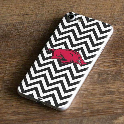 University of Arkansas-Fayetteville Chevron Print iPhone 7 Skin