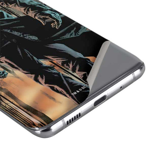 DC Comics The Joker Walking Dark Grounds Comic Art By Lee Bermejo Galaxy S20 Plus Skin