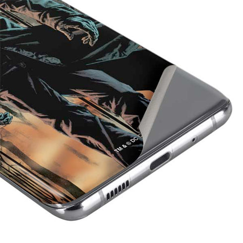 DC Comics The Joker Walking Dark Grounds Comic Art By Lee Bermejo Galaxy S20 Skin