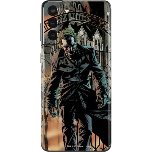 DC Comics The Joker Walking Dark Grounds Comic Art By Lee Bermejo Galaxy S21 Plus 5G Skin