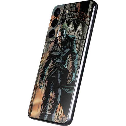 DC Comics The Joker Walking Dark Grounds Comic Art By Lee Bermejo Galaxy S22 Skin