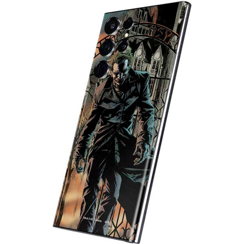DC Comics The Joker Walking Dark Grounds Comic Art By Lee Bermejo Galaxy S22 Ultra Skin