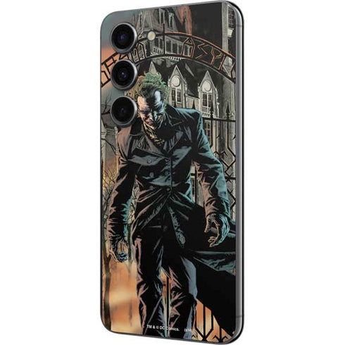 DC Comics The Joker Walking Dark Grounds Comic Art By Lee Bermejo Galaxy S23 Skin