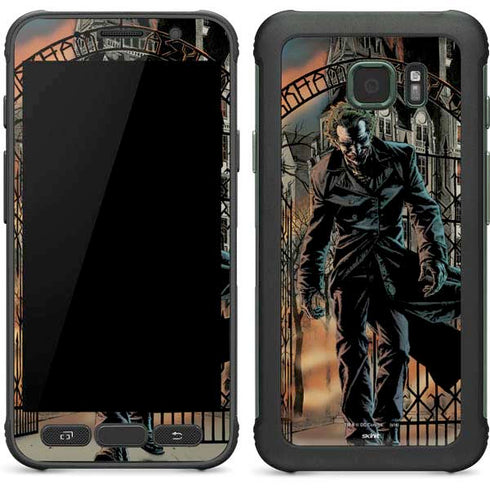 DC Comics The Joker Walking Dark Grounds Comic Art By Lee Bermejo Galaxy S7 Active Skin