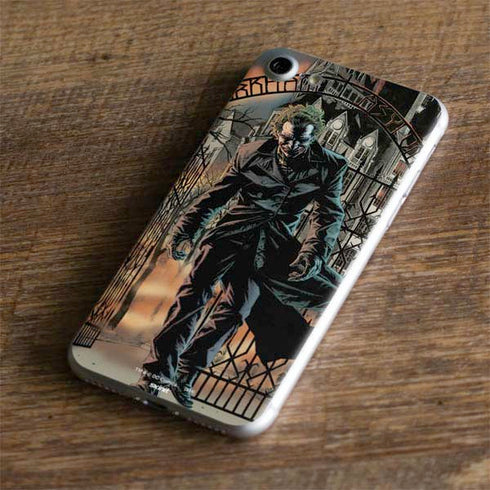 DC Comics The Joker Walking Dark Grounds Comic Art By Lee Bermejo iPhone 8 Skin