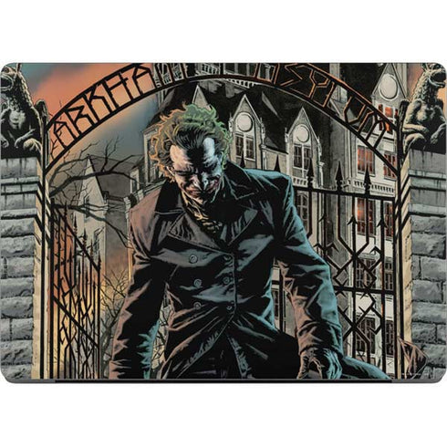 DC Comics The Joker Walking Dark Grounds Comic Art By Lee Bermejo MacBook Pro 14in (2021-24) Skin