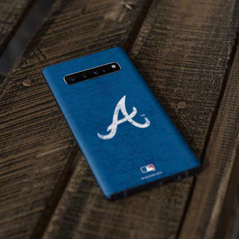 MLB Atlanta Braves - Solid Distressed Galaxy S10 Skin