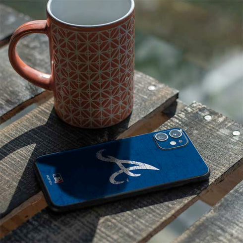 MLB Atlanta Braves - Solid Distressed iPhone 11 Skin