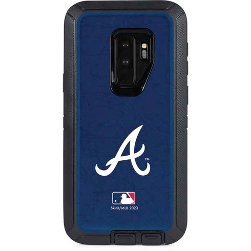 MLB Atlanta Braves - Solid Distressed Otterbox Defender Galaxy Skin