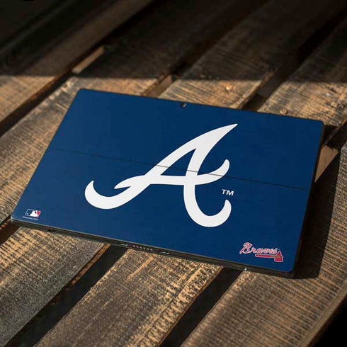 MLB Atlanta Braves - Solid Distressed Surface Pro 6 Skin