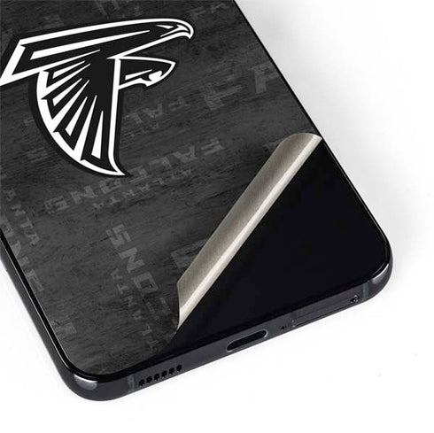 NFL Atlanta Falcons Black & White Galaxy S22 Skin