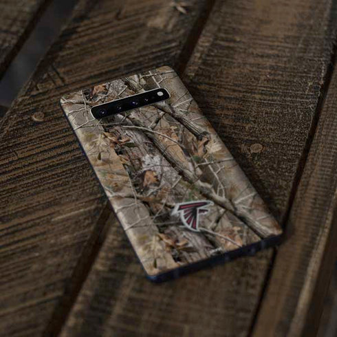 NFL Atlanta Falcons Realtree AP Camo Galaxy S10 Plus Skin