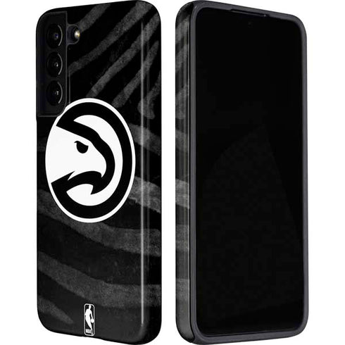 NBA Atlanta Hawks Black Animal Print Galaxy S22 Pro Case