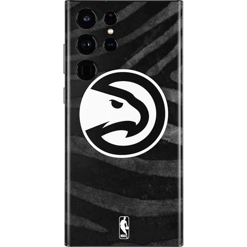 NBA Atlanta Hawks Black Animal Print Galaxy S22 Ultra Skin