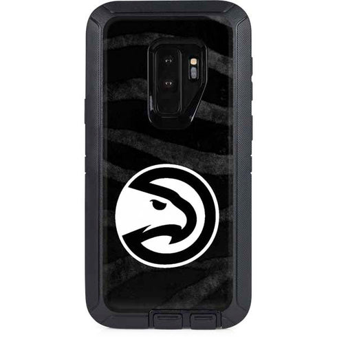 NBA Atlanta Hawks Black Animal Print Otterbox Defender Galaxy Skin