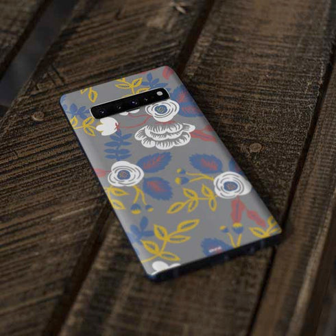Autumn Grey Floral Galaxy S10 Skin