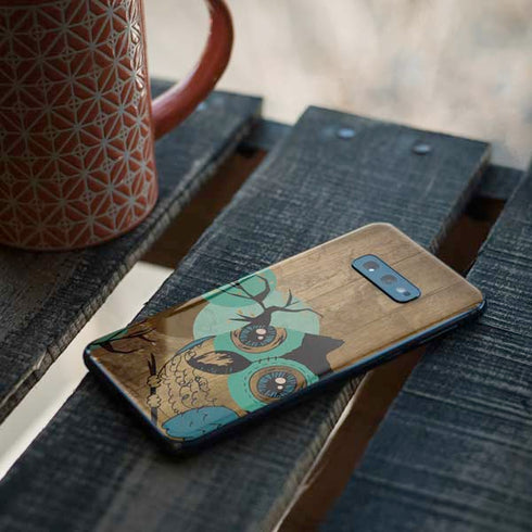 Autumn Owl Galaxy S10e Skin