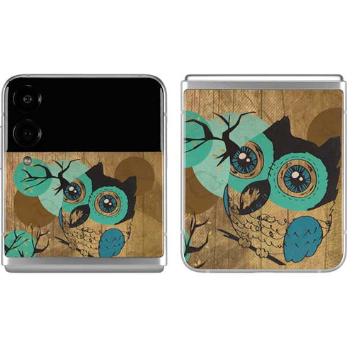 Autumn Owl Galaxy Z Flip4 5G Skin
