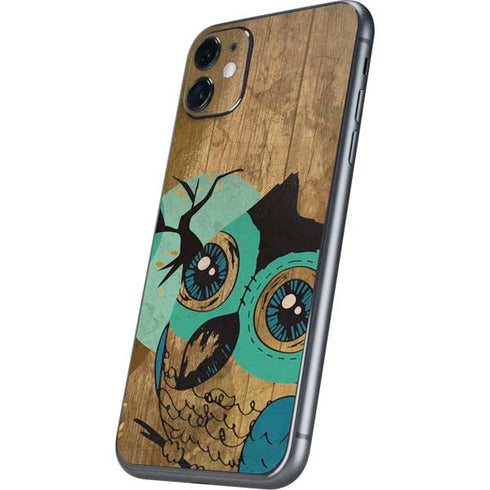 Autumn Owl iPhone 11 Skin