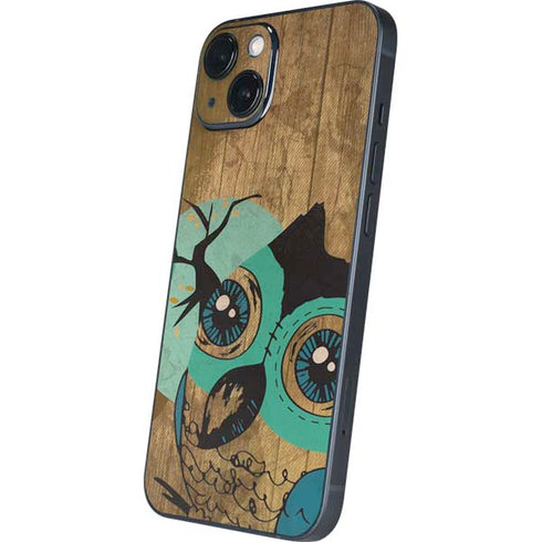 Autumn Owl iPhone 15 Plus Skin