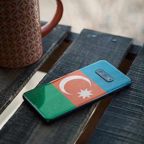 Azerbaijan Flag Distressed Galaxy S10e Skin
