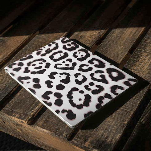 B&W Leopard Surface Laptop 3 13.5in Skin