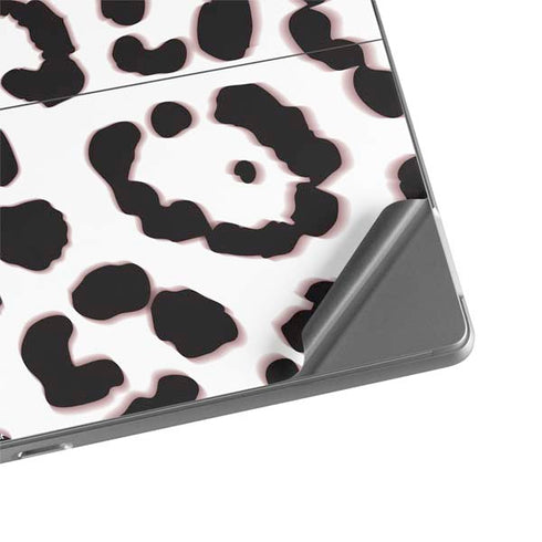 B&W Leopard Surface Pro 8 Skin