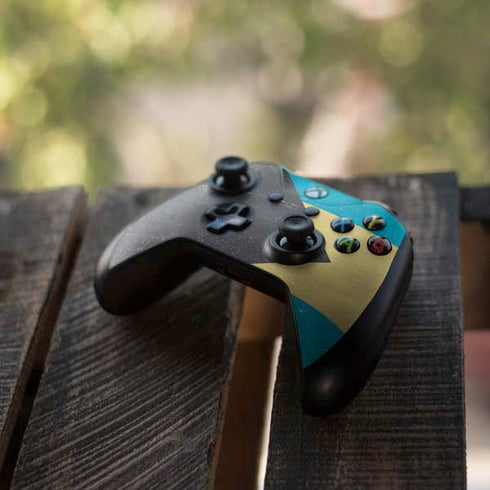 Bahamas Flag Distressed Xbox One S All-Digital Edition Bundle Skin
