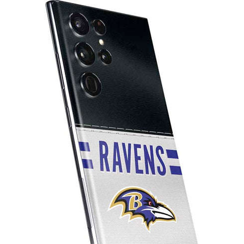 NFL Baltimore Ravens White Striped Galaxy S22 Ultra Skin
