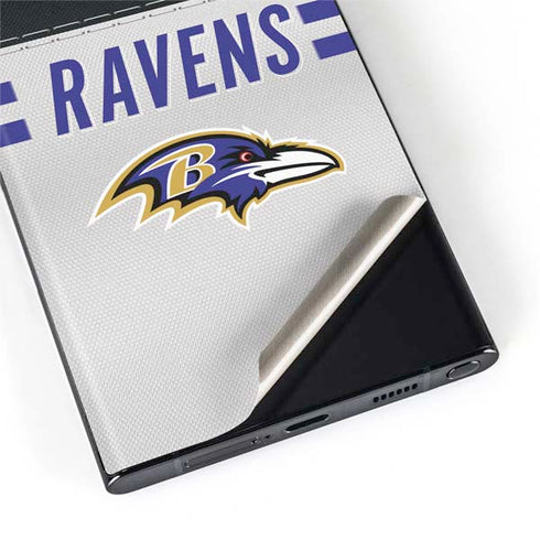 NFL Baltimore Ravens White Striped Galaxy S22 Ultra Skin
