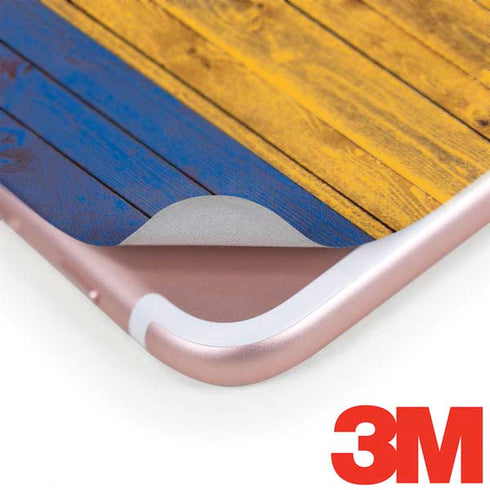 Barbados Flag Dark Wood iPhone 8 Plus Skin