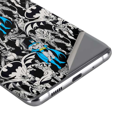 DC Comics Batman Characters Action Poses Print Galaxy S20 Plus Skin