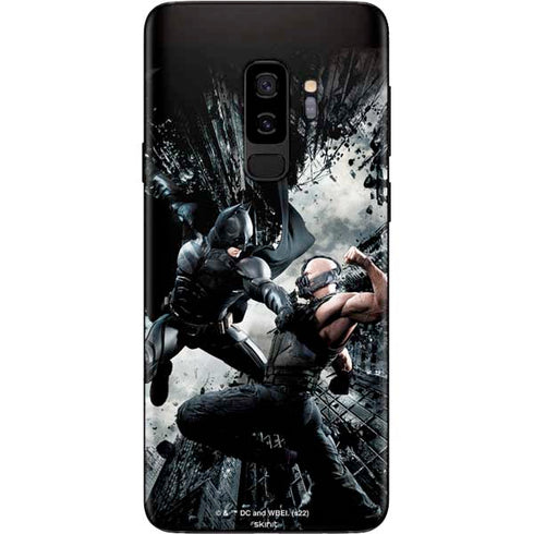 The Dark Knight Rises Batman and Bane Fighting Galaxy S9 Plus Skin