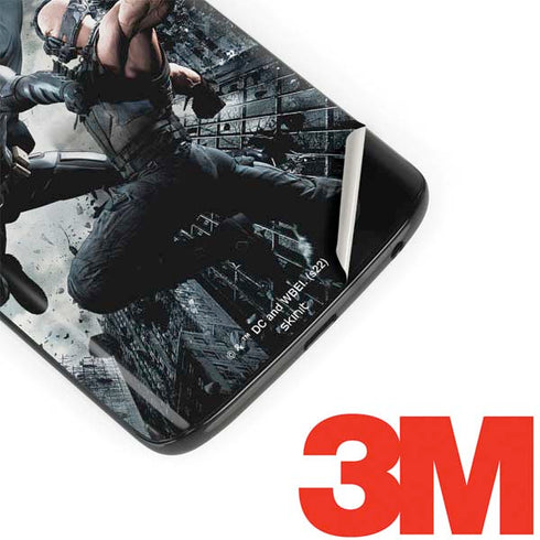 The Dark Knight Rises Batman and Bane Fighting Moto G6 Skin
